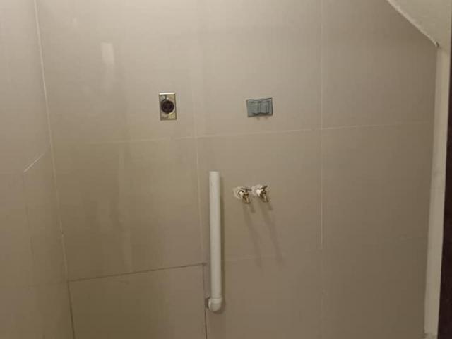 2 Beds 1 Bath Apartment